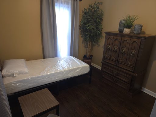 Listing#GB1802 Furnished Private Bedroom